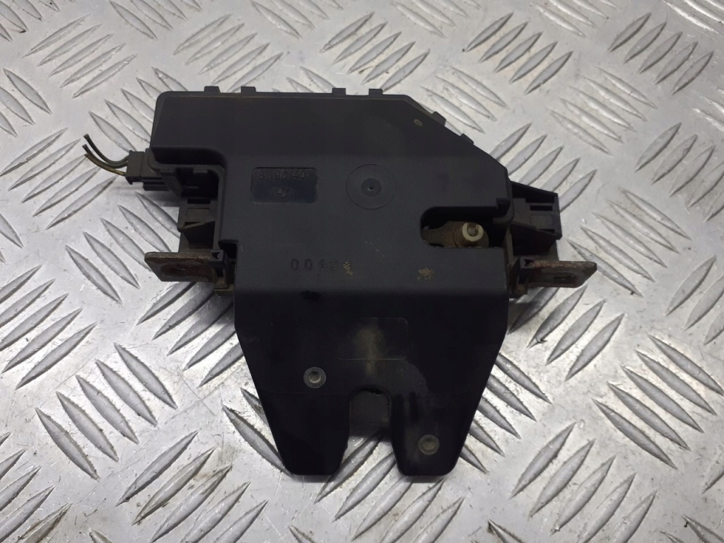 фото №1, Замок кришки багажника rover 75 8196401