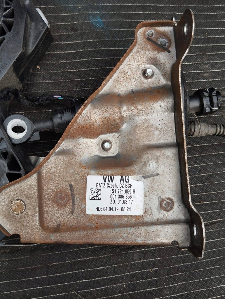 фото №8, Vw up citigo seat mii педаль сцепления 1s1721059r
