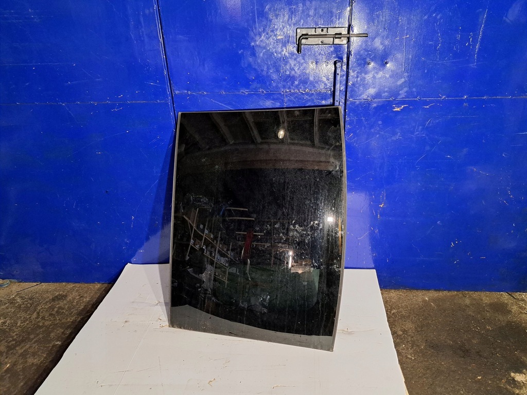 фото №2, Jaguar xe 2019 люк