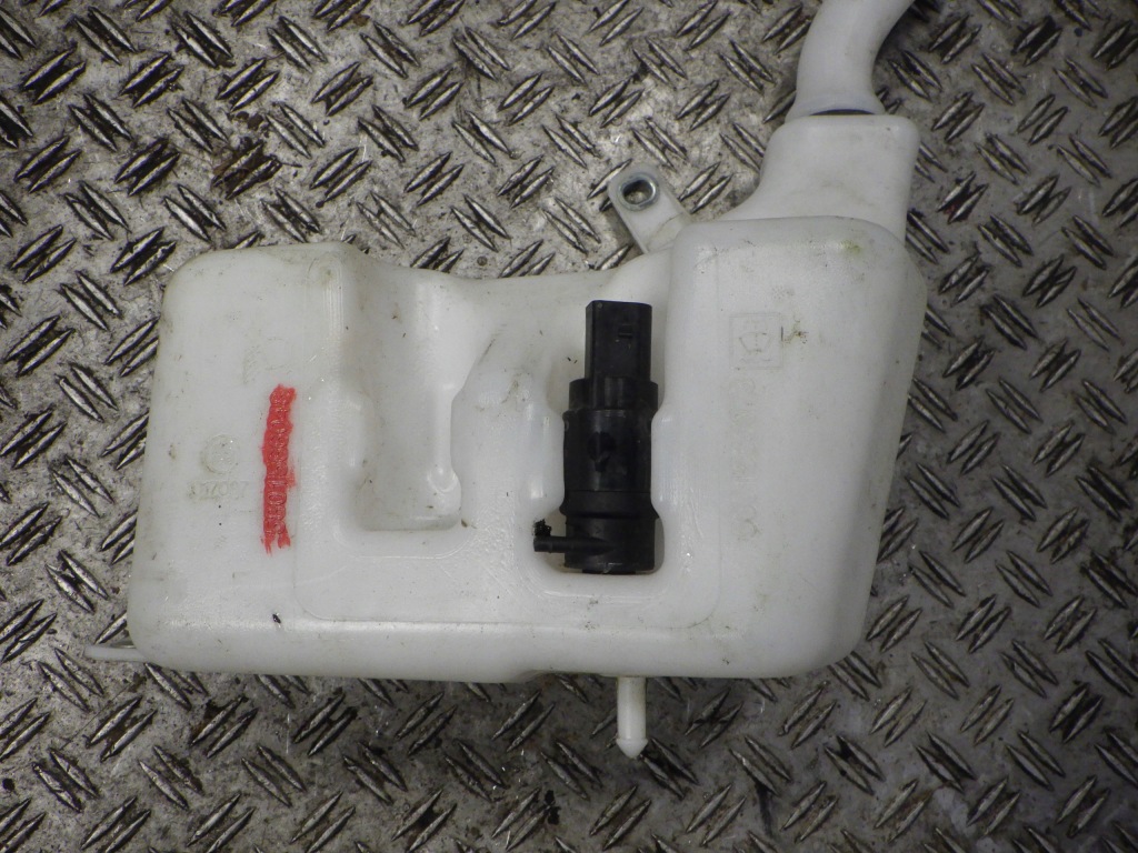 фото №5, Iveco оригинальный номер 5801566048 бак распылителя