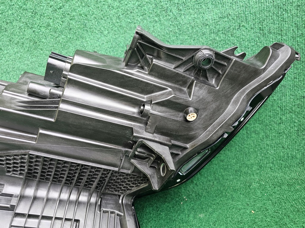 фото №14, Лампа audi q8 sq8 lift 4m 4m8941085 laser перед левая ładna europa