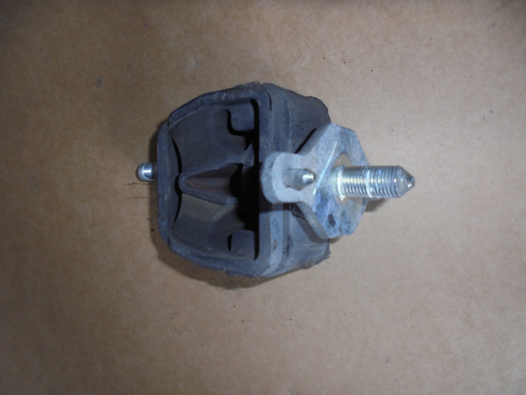 фото №6, Isuzu d-max 1.9d 17r. автоматическая коробка передач - подушки безопасности двигателя комплект 1g 494-01