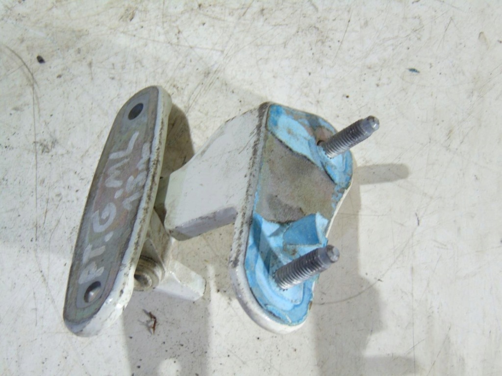 Петля дверь правый задний  верхний mercedes w166 Доставка