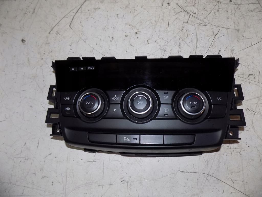 фото №1, Mazda 6 iii gj 2012- панель обдув кондиціонера