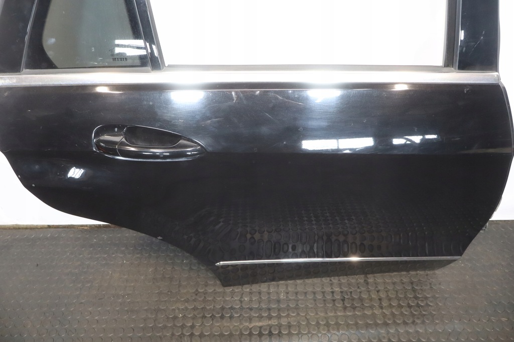 фото №9, Дверь правый задняя mercedes e klasa w212 197