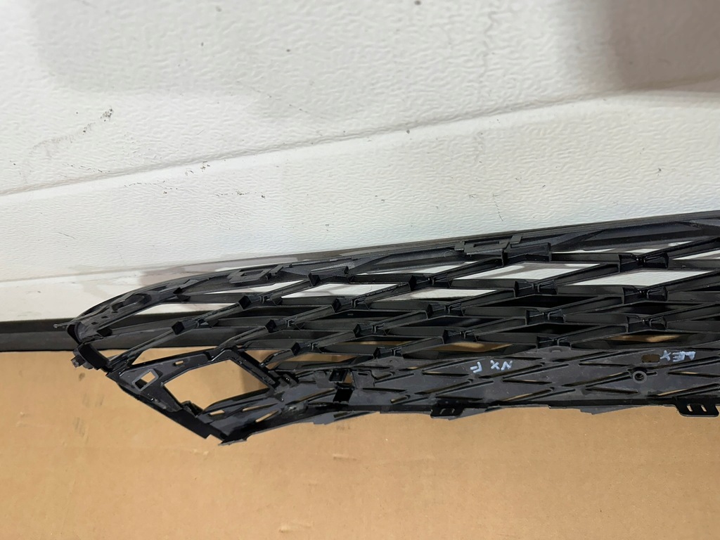 фото №13, Решітка бампера, заглушка, решітка радіатора бампера lexus nx 52112-78090