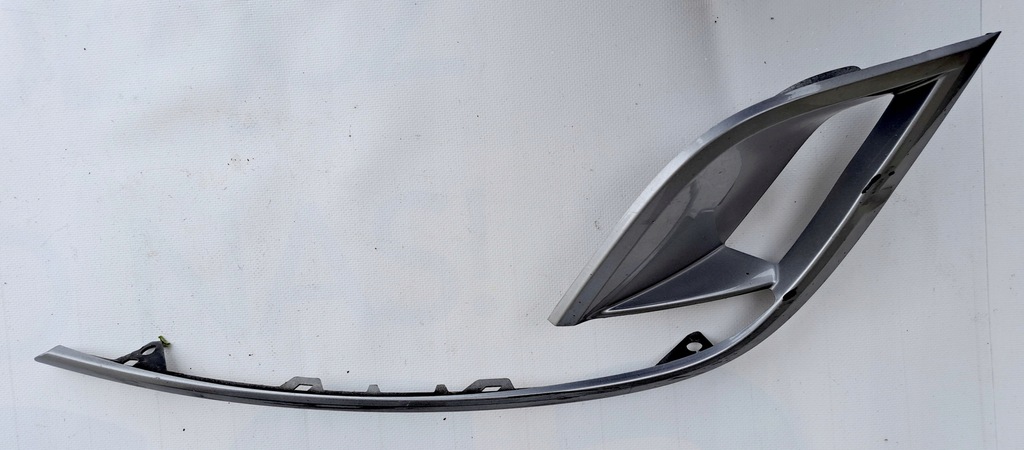 фото №1, Решітка молдинг бампер права renault megane iv gt 622565791r