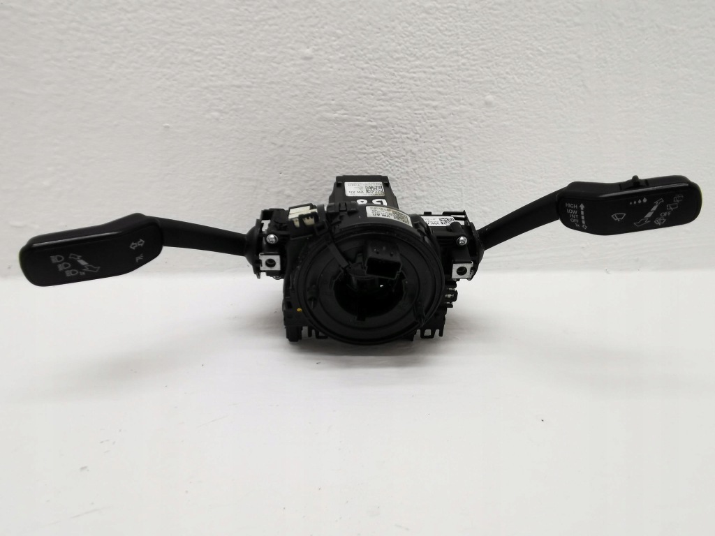 фото №1, Переключатель комбинированный vw passat b8 3q0953521dj eu