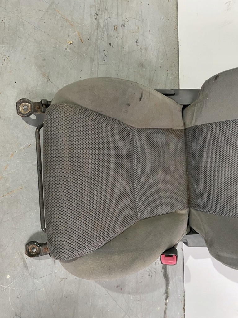 фото №6, Сиденье перед правый пассажира toyota hilux 2011 eu