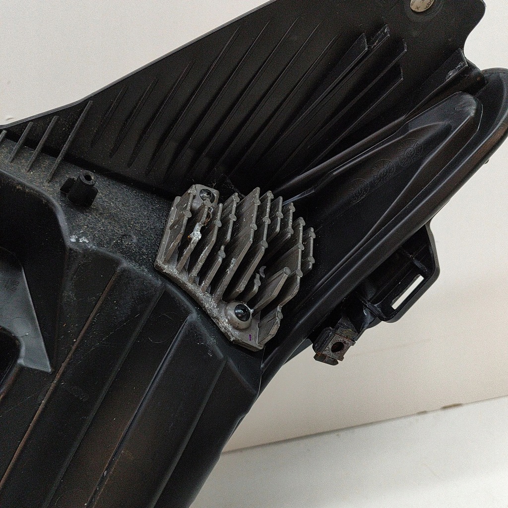 фото №6, Kia ev6 2021 права сторона лампа передня