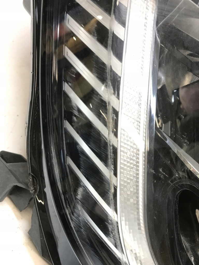 фото №5, Лампа перед правая renault captur ii 260108850r