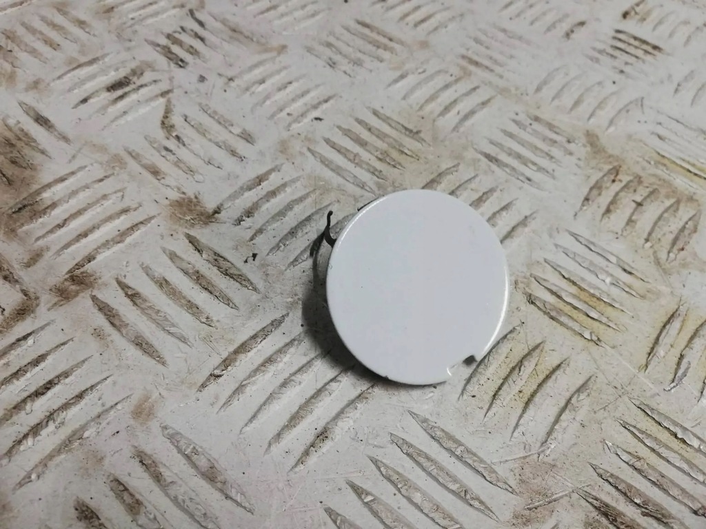 фото №1, Sandero ii lift заглушка фаркоп hak бампер задняя 511651456r dv369