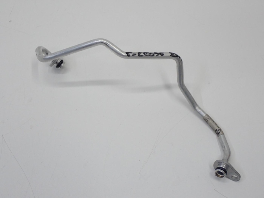 Купити Патрубок шланг трубка оливи турбіни 05c145140e vw t-roc t-cross 1.0 tsi dus 25r