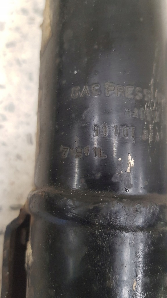 фото №3, Амортизатори перед sl r129 комплект