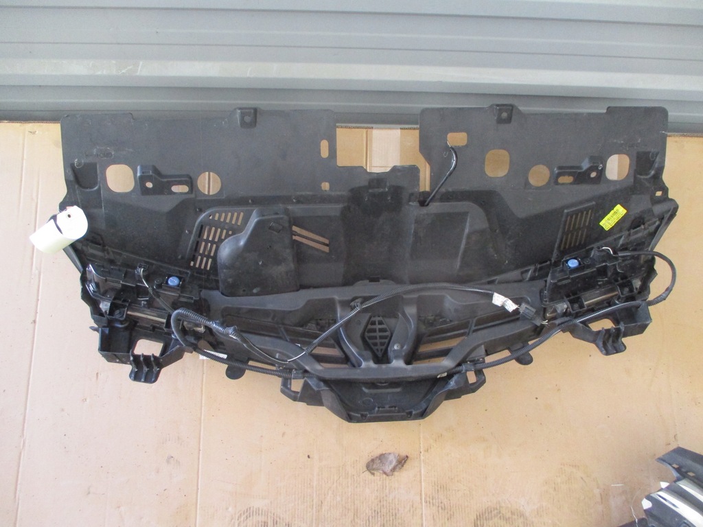 фото №3, Clio iv решётка радиатора решётка радиатора led 628101467r