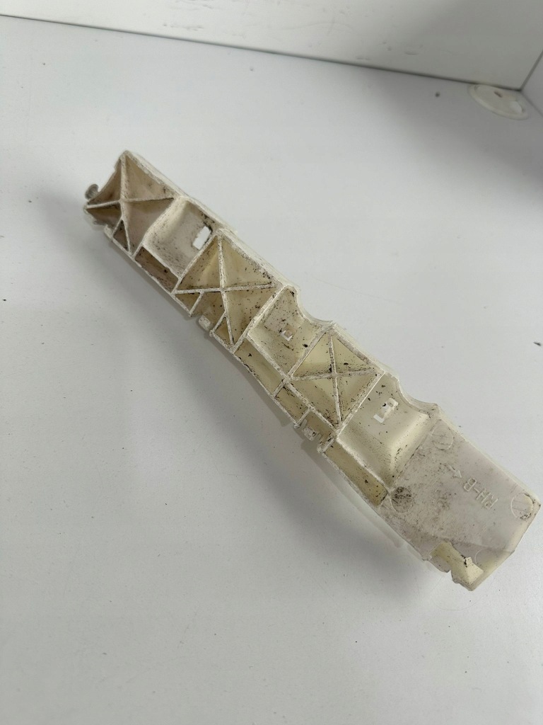 фото №1, Напрямна бампера перед правий koleos 62226jy00a