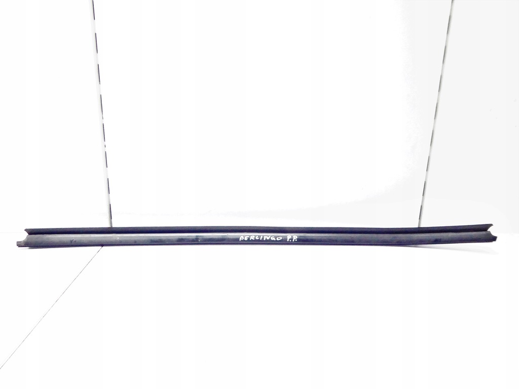 фото №1, Berlingo i lift молдинг parapet стекло перед правая