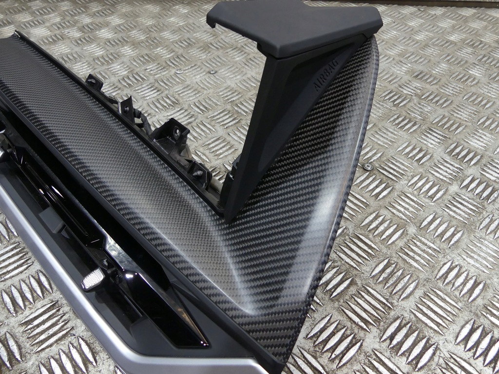 фото №15, Bmw g09 xm m молдинг карбон декоративная панели приборной панели туннель решётки