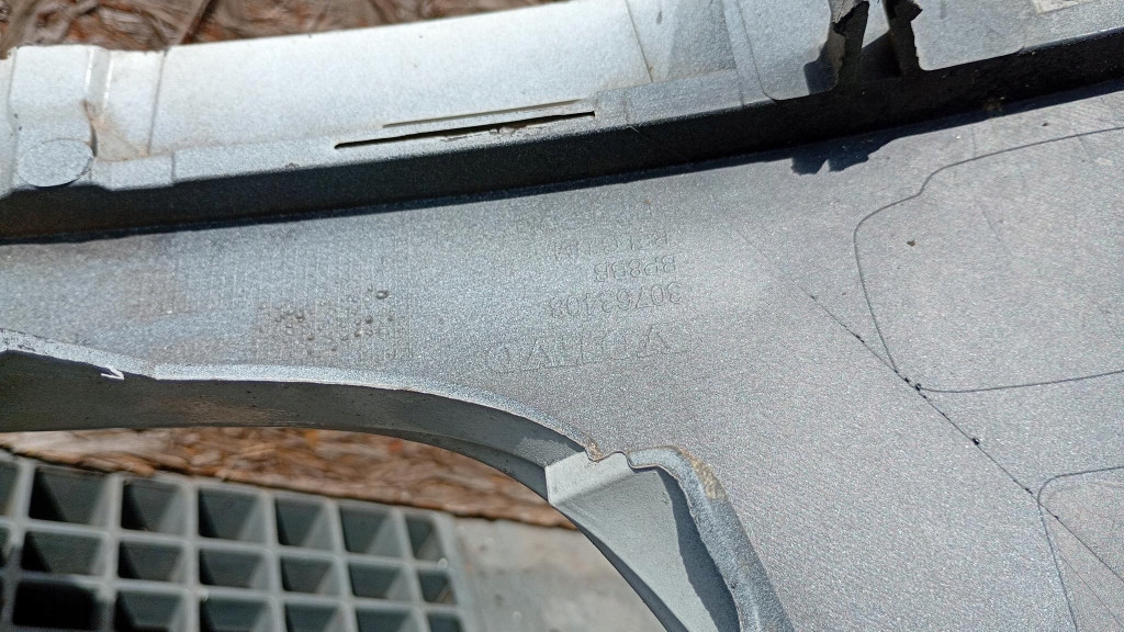 фото №16, Volvo xc 60 08- бампер перед оригинал xc60