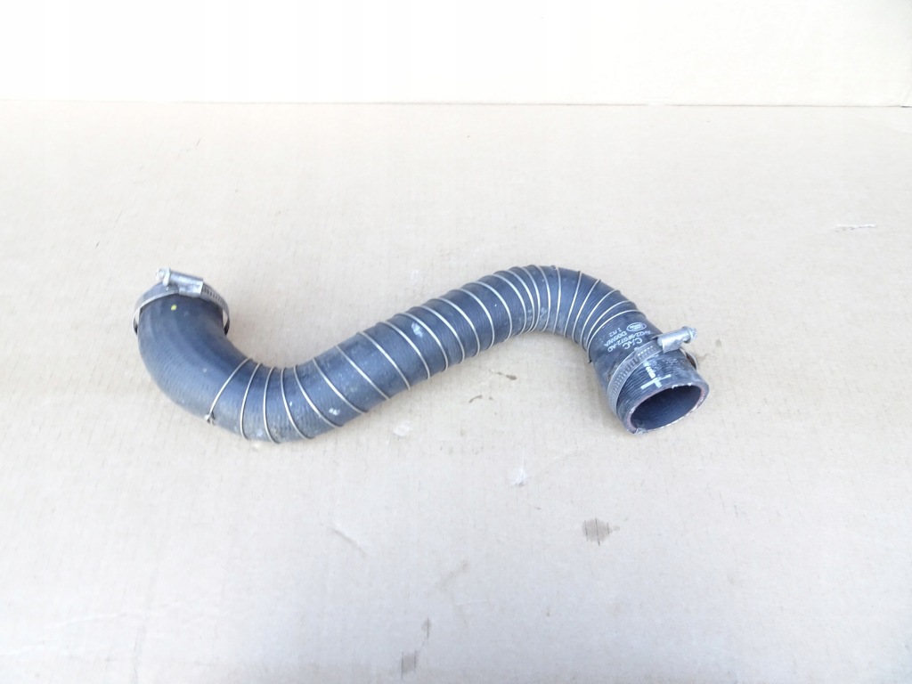 фото №2, Land range rover discovery iv 3.0d труба воздуха