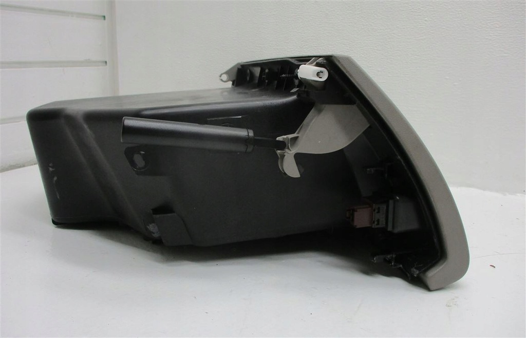 фото №7, Бардачок пассажира citroen c5 iii 9682433077