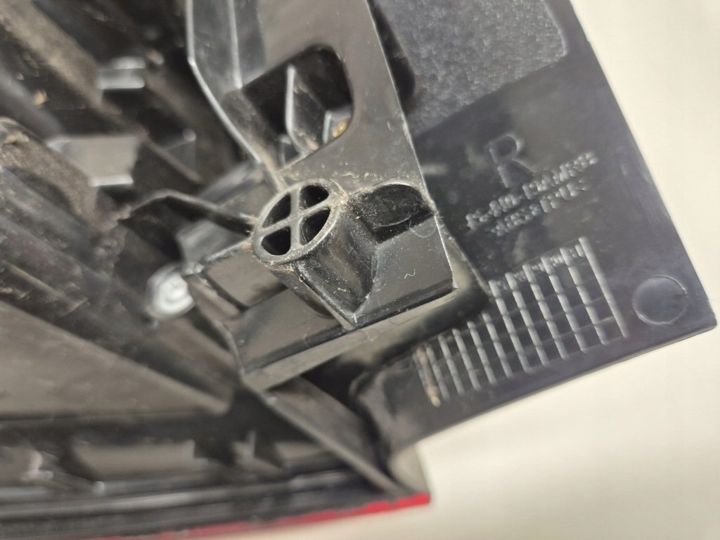 Mercedes gla w156 x156 lift лампа задняя правая led depo европа 16-19 Недорого