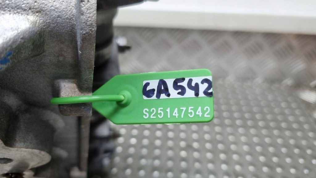 фото №9, Головка двигателя левая 078103373f audi a6 c4 2.6 v6 150 km 94-97