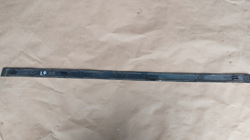 фото №5, Молдинг двері лівий перед 13101648 opel vectra c hb код лакофарбового покриття z157