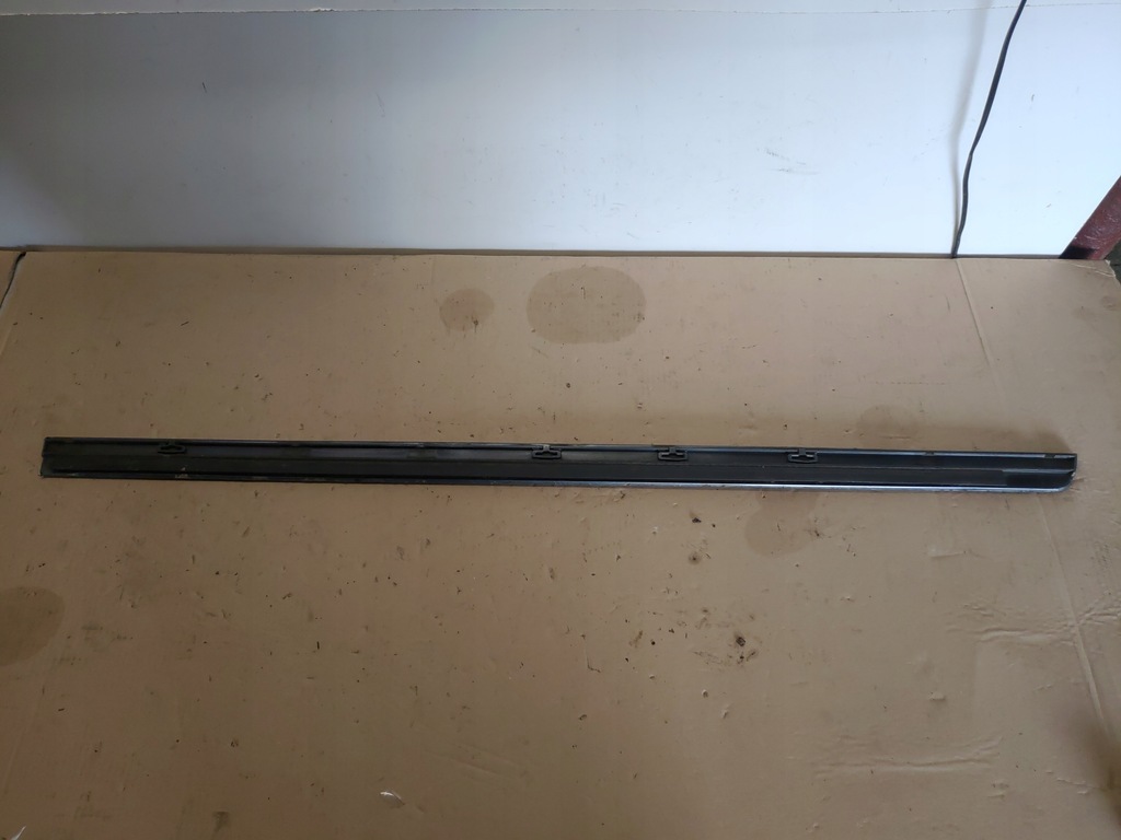 фото №6, Молдинг дверь левая audi a3 8p cabrio 08-12 ly7e