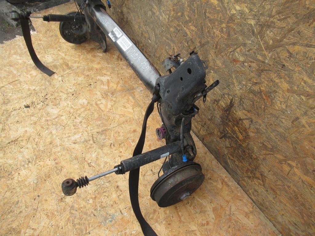 фото №5, Oś задняя peugeot 208 12-