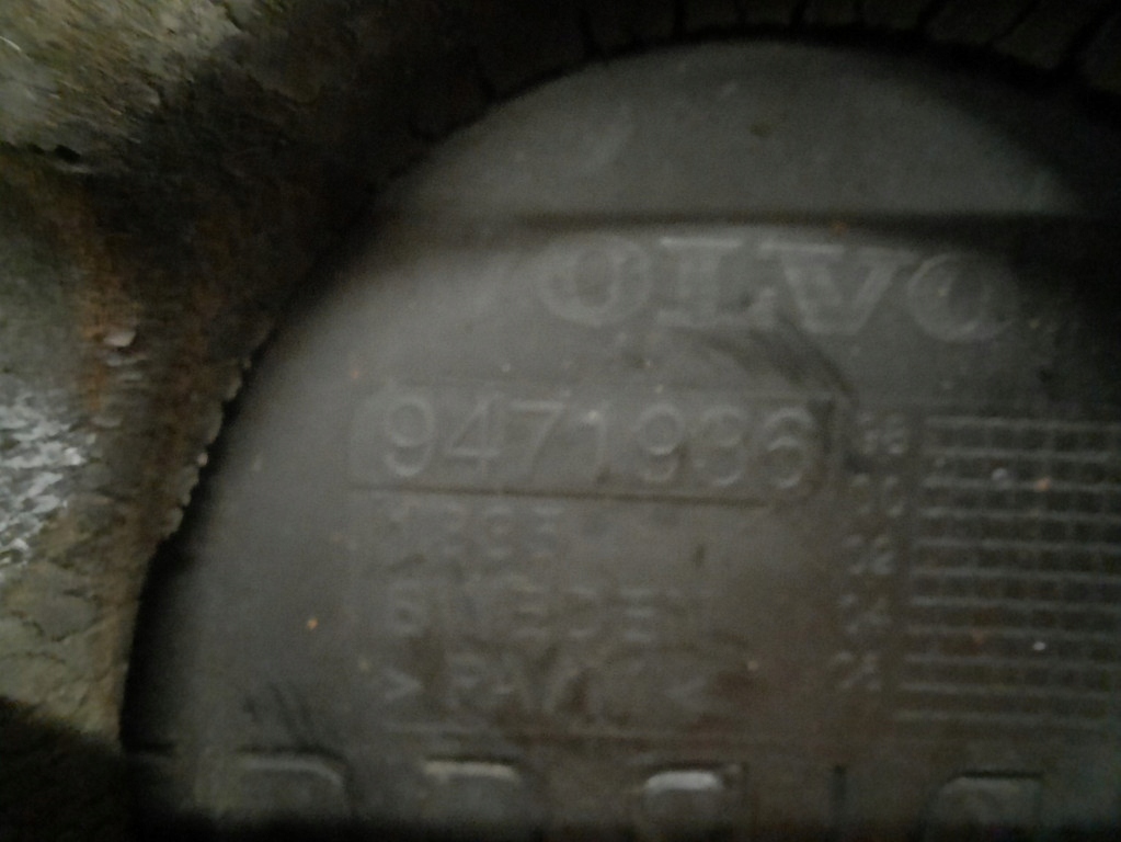 фото №5, Volvo s80 2.5d 98-06 защита верхний двигателя 9471936