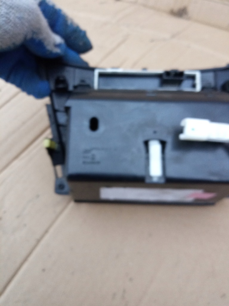 фото №6, Toyota avensis t27 09-15 попільничка панель