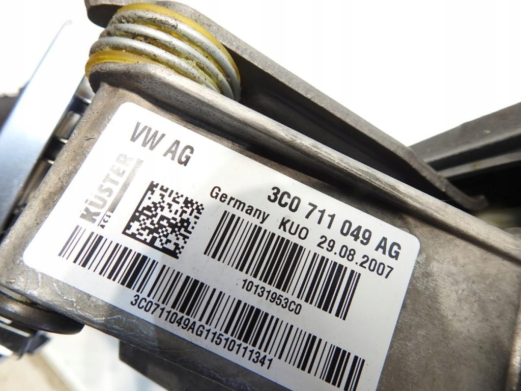 Куліса  перемикання передач троси vw passat b7 2.0 tdi 3c0711049ag Київ