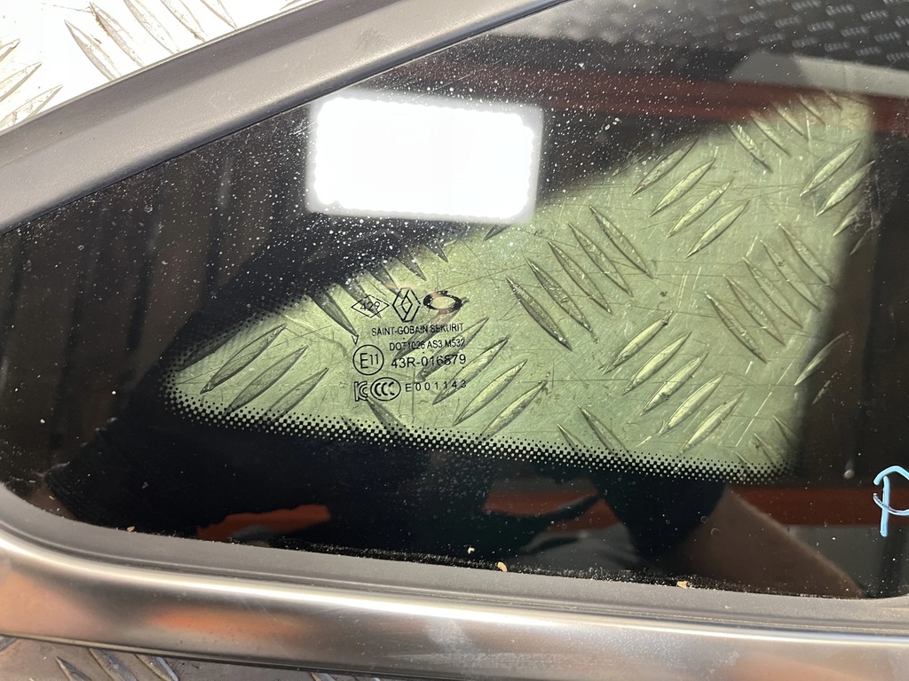 фото №2, Скло кузовна правий задня renault arkana lift 23-