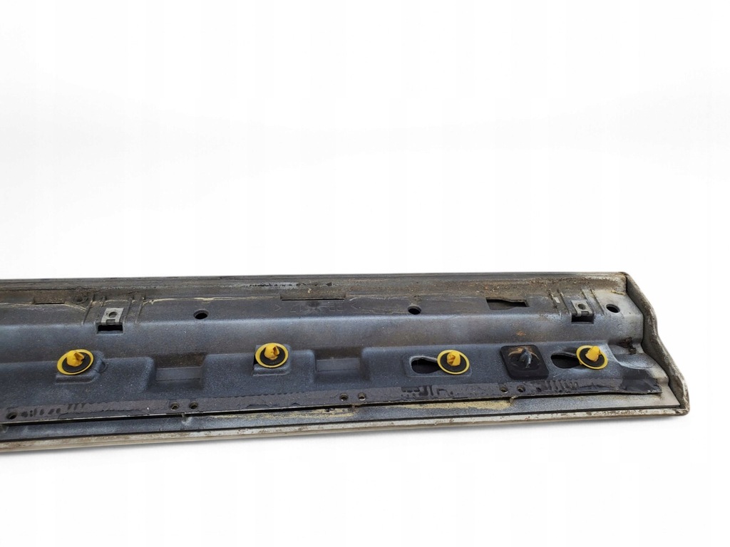 фото №7, Maserati levante 670035235 перед сторона правая накладки