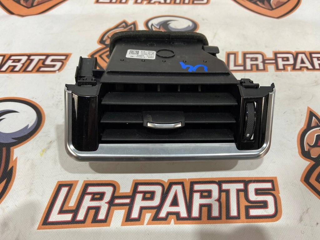 фото №1, Решітка впуск обдув правий velar j8a2-018b09-ad