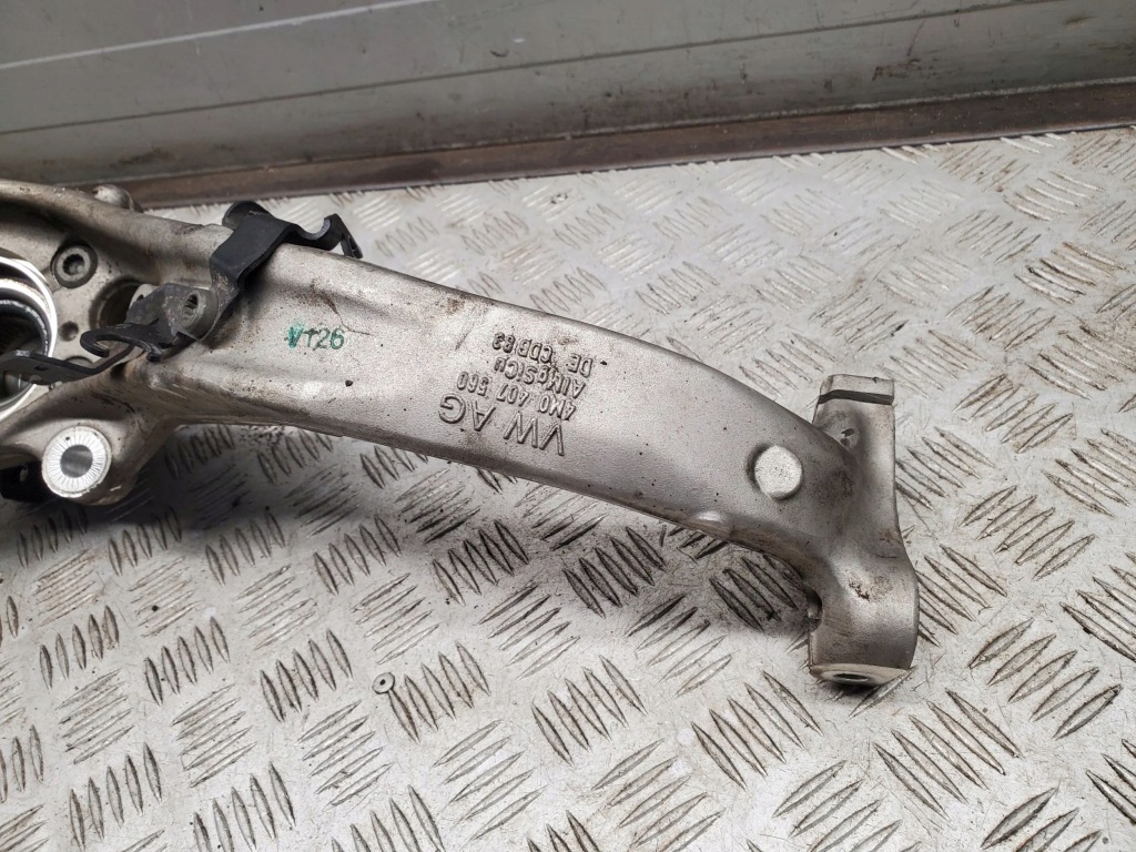 фото №9, Audi q8 2021 перед сторона правая ступица колеса передний