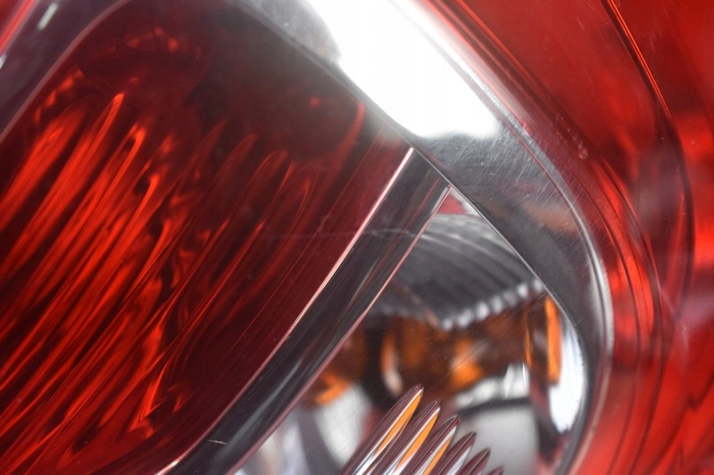 фото №14, Лампа правая задняя задняя uk 265506669r dacia sandero 2 ii 12-20