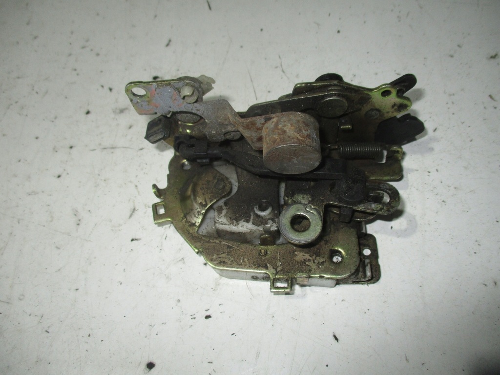 фото №2, Замок дверь задний правый kia clarus 99r.