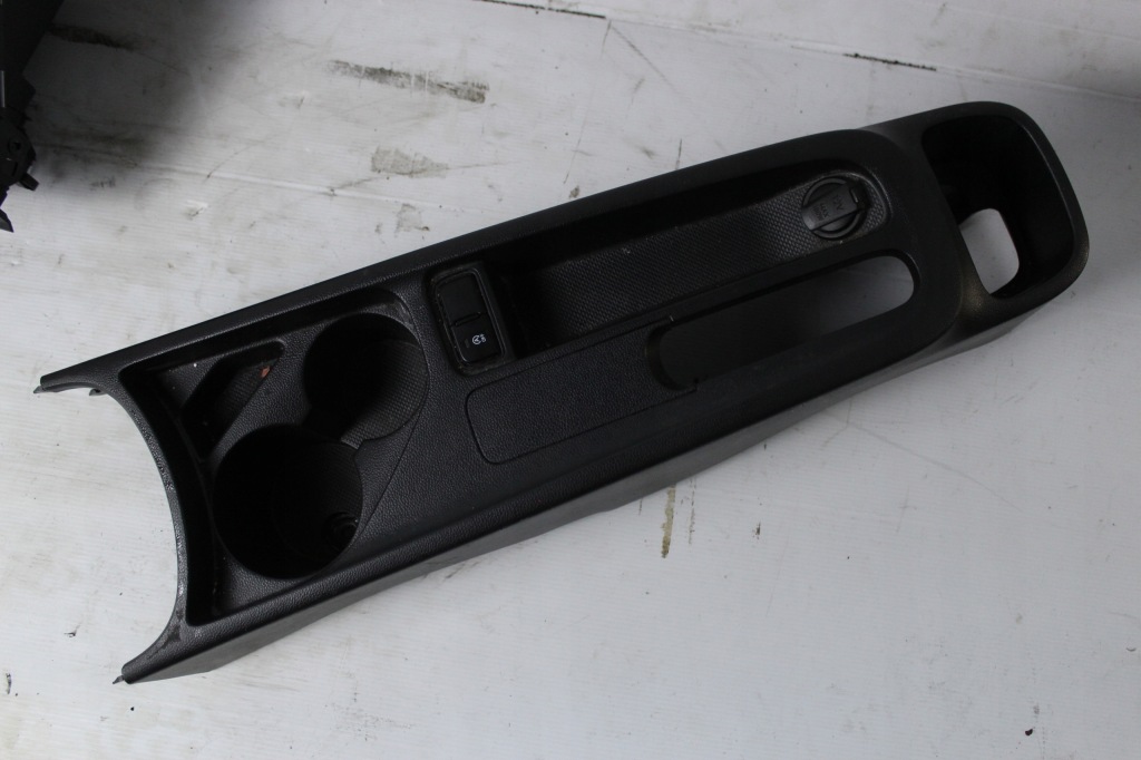 Купить Hyundai i10 2 рестайлинг  14-19 туннель средний