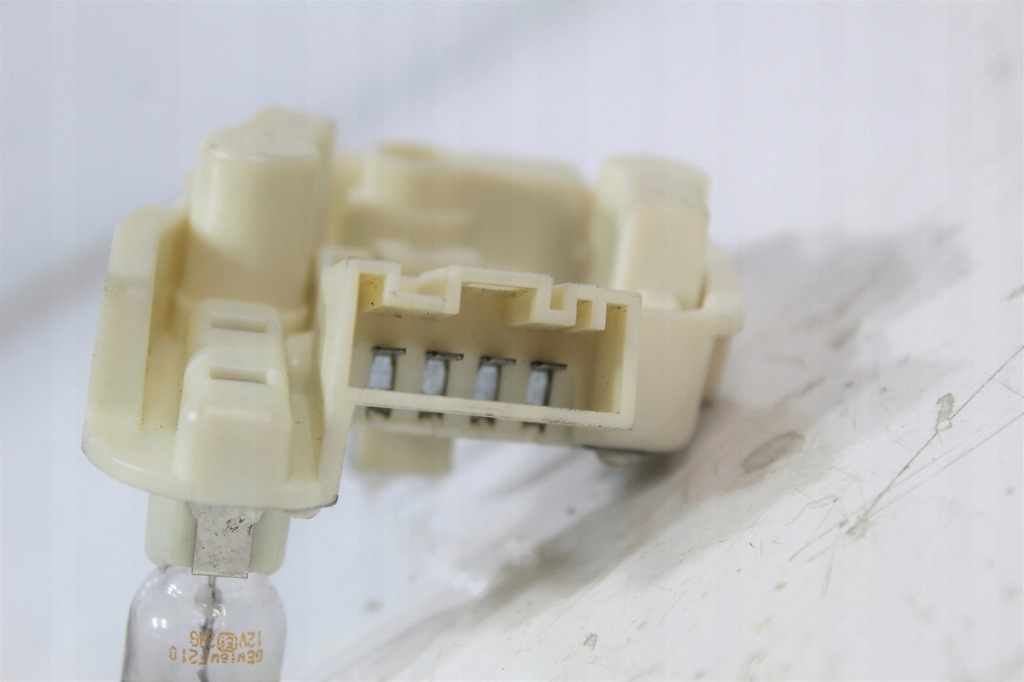 фото №6, Вкладыш лампы молдинг żarówkowa левый задняя bmw e90