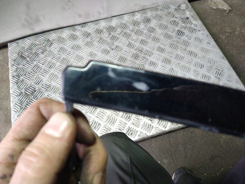 фото №6, Bmw e46 молдинг pod фара левая