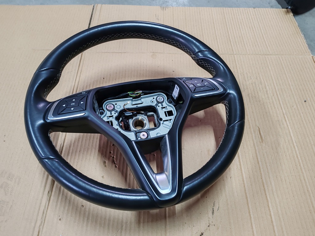 фото №8, Воздуховод кожаный кожа хороший состояние infiniti q30 15-20