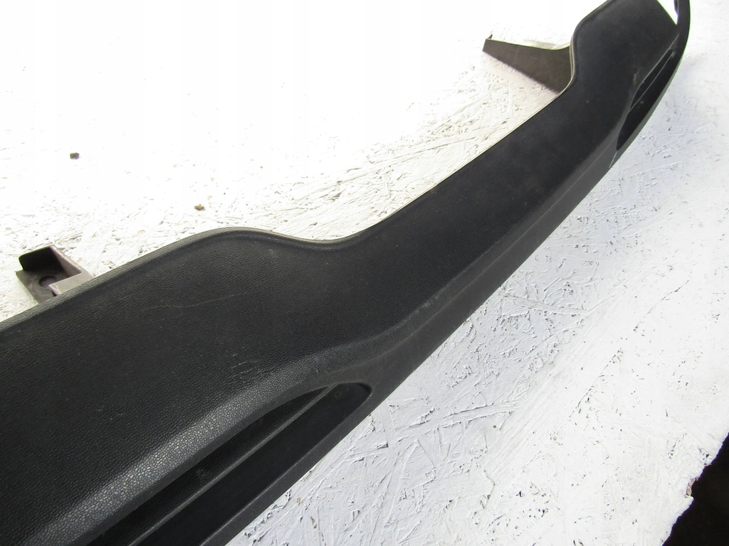 фото №9, Mercedes b w246 накладка спойлер бампера задня