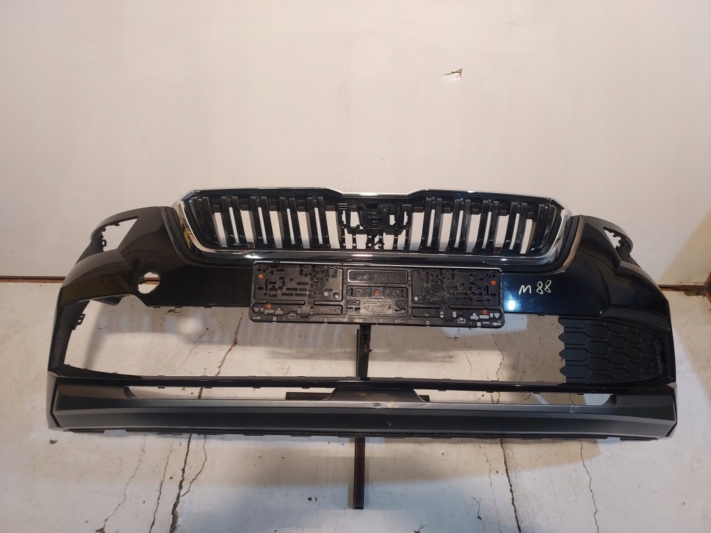 Купить Бампер накладка skoda kamiq 658 перед nr m88 решётка