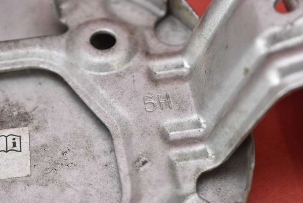 фото №6, Крышка заливной топлива 1f7 toyota auris 2 ii lift 15-18