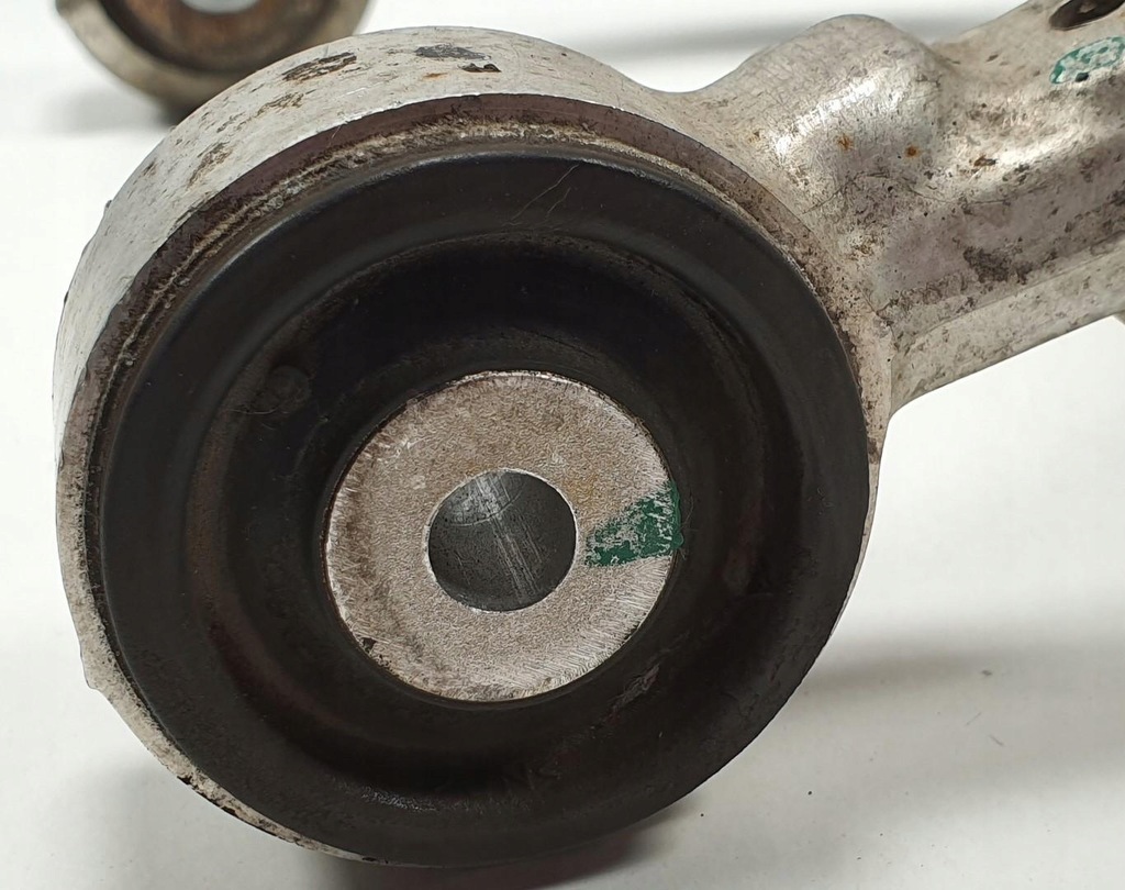 фото №3, Рычаг левый перед mercedes r-kl w251