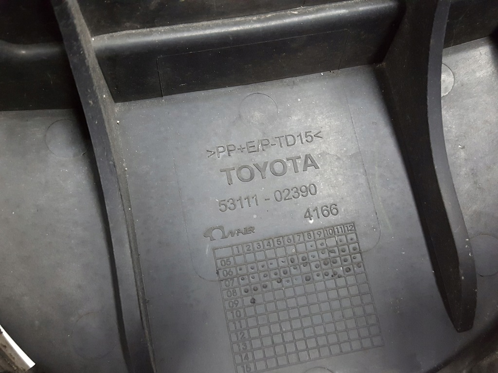 фото №5, Toyuta auris i 06-09r решітка радіатора решітка радіатора