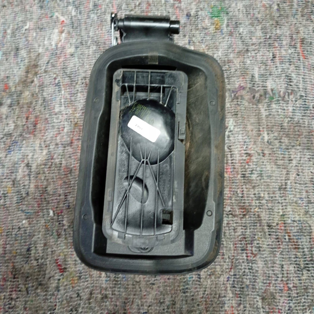 фото №1, Заливная горловина топлива крышка bmw 3 f34 gt 7278394