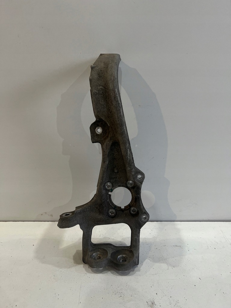 фото №1, Поворотний кулак передня права tesla model x